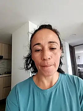 Coeur de luxure online show from November 3, 3:04 pm