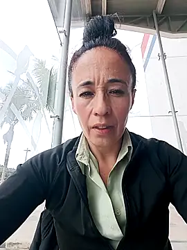 Coeur de luxure online show from February 8, 3:32 pm