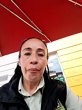 Coeur de luxure online show from December 19, 6:10 pm