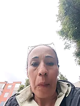 Coeur de luxure online show from November 19, 7:25 pm