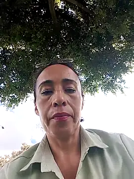 Coeur de luxure online show from November 30, 3:24 pm