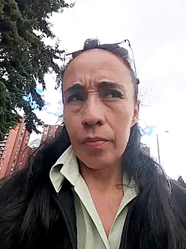 Coeur de luxure online show from November 26, 5:57 pm