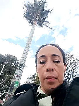 Coeur de luxure online show from October 9, 2:17 pm