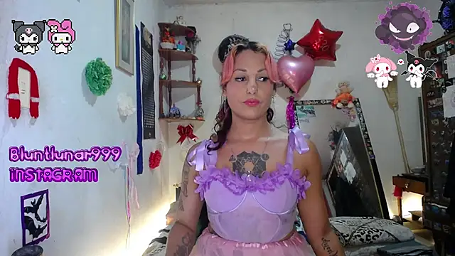 Snapshot of purplekattlyn chatting on March 19, 5:52 am purplekattlyn online show from March 19, 5:52 am