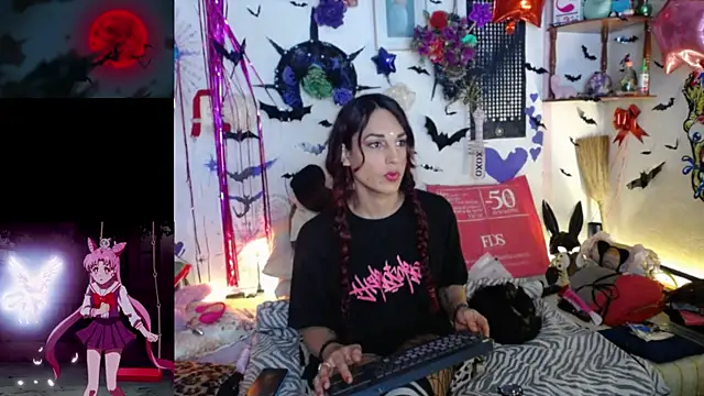 purplekattlyn online show from May 19, 5:03 am