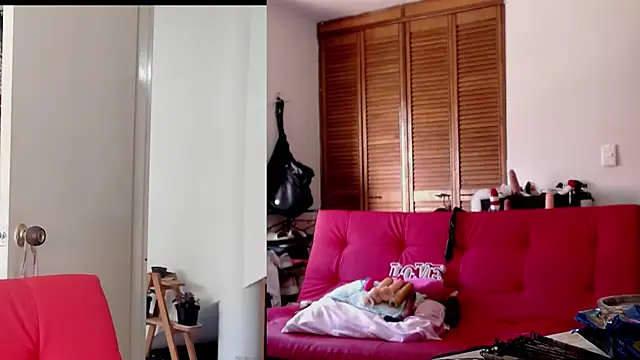 afroditacute15 online show from September 9, 6:06 pm