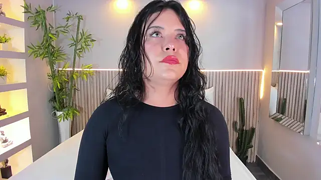 GeorginaReyes online show from October 6, 10:43 pm