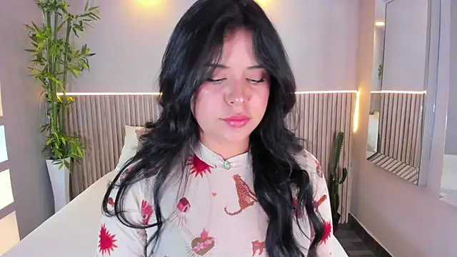 GeorginaReyes online show from December 19, 10:34 pm