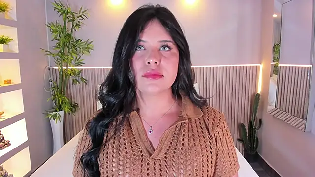 GeorginaReyes online show from February 19, 10:40 pm