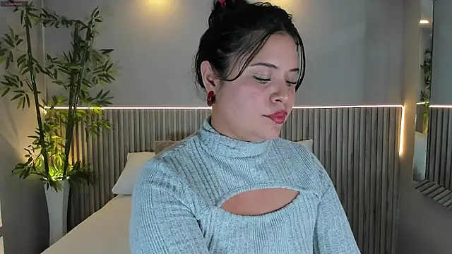 GeorginaReyes online show from March 14, 10:38 pm