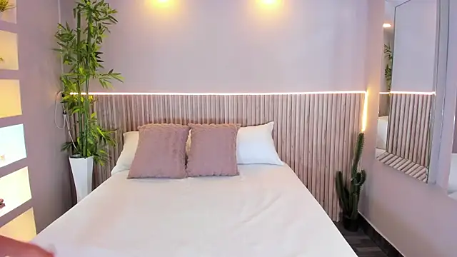 GeorginaReyes online show from January 10, 10:49 pm