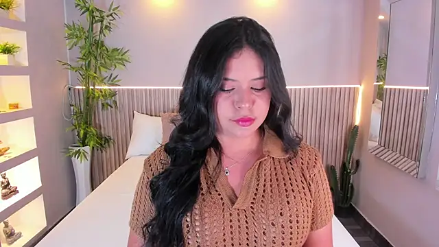 GeorginaReyes online show from February 24, 10:43 pm