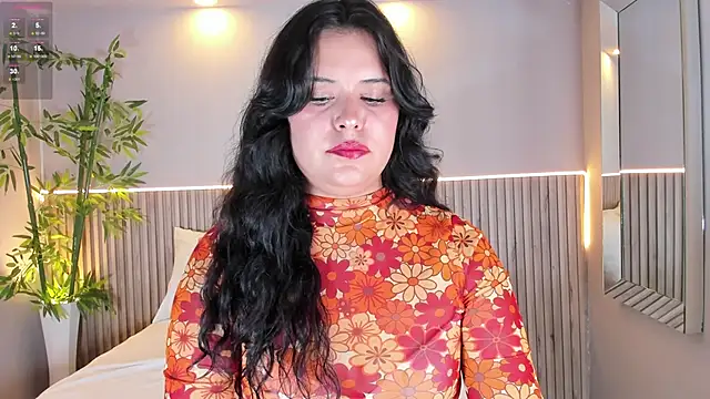 GeorginaReyes online show from March 17, 10:51 pm