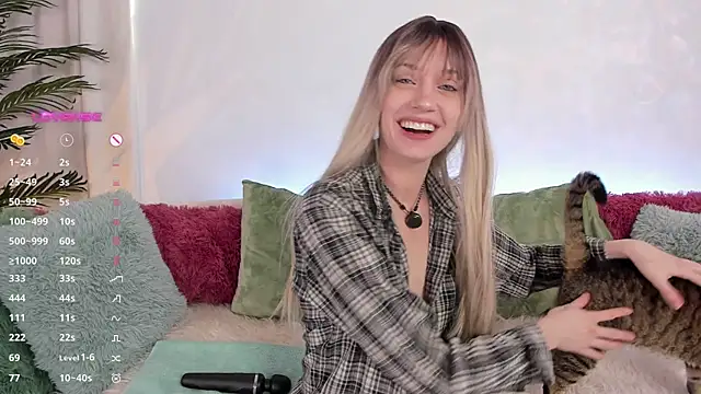 Snapshot of angel_claire chatting on January 9, 7:10 pm angel claire online show from January 9, 7:10 pm