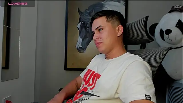 mattiwsmorris  online show from September 22, 6:03 pm