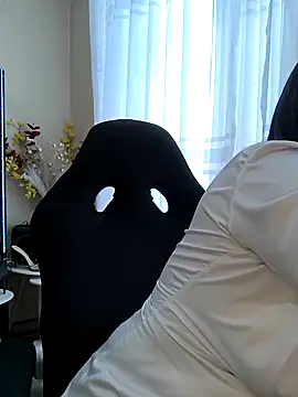 Mrsvictoriaaa online show from April 8, 7:26 pm