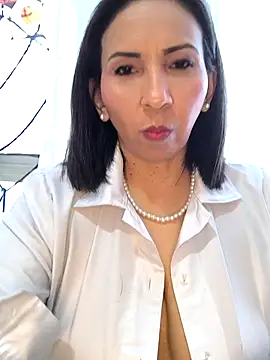 Mrsvictoriaaa online show from October 26, 6:52 pm