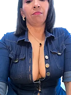 Mrsvictoriaaa online show from September 14, 4:29 pm