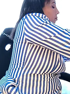 Mrsvictoriaaa online show from February 28, 7:24 pm