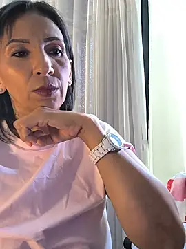 Mrsvictoriaaa online show from July 16, 8:06 pm