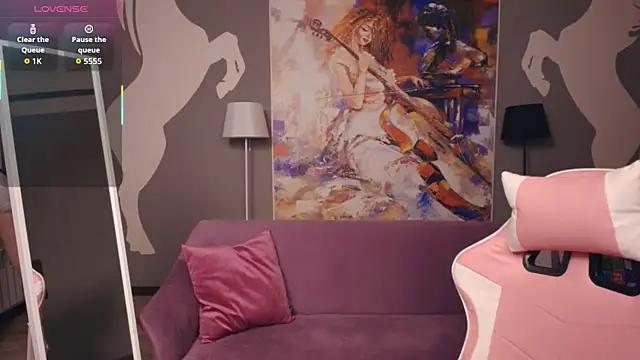 FloraBonde online show from November 16, 8:30 am