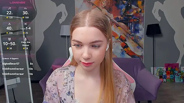 FloraBonde online show from October 30, 10:13 am