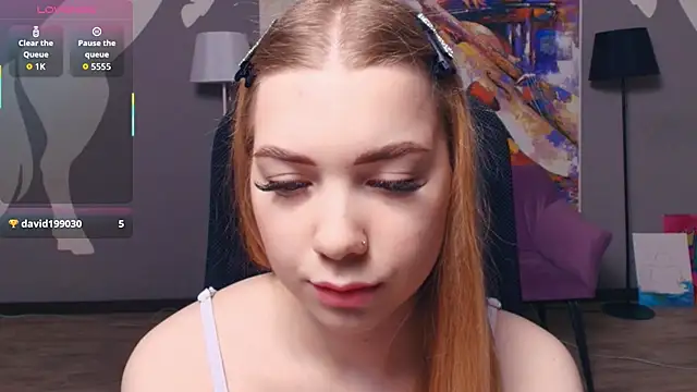 FloraBonde online show from November 29, 10:48 am