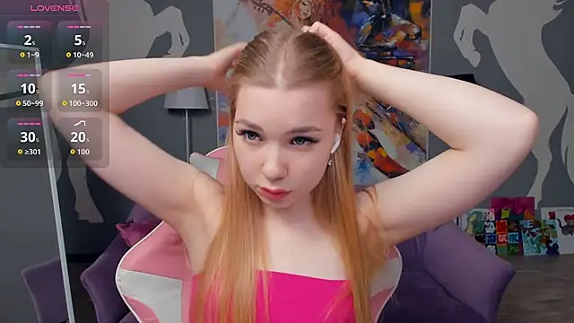 FloraBonde online show from November 5, 11:24 am