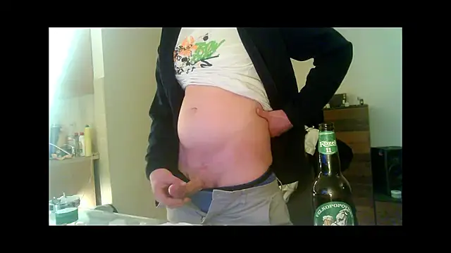 Snapshot of VickyDevilEU chatting on December 14, 7:14 pm VickyDevilEU online show from December 14, 7:14 pm