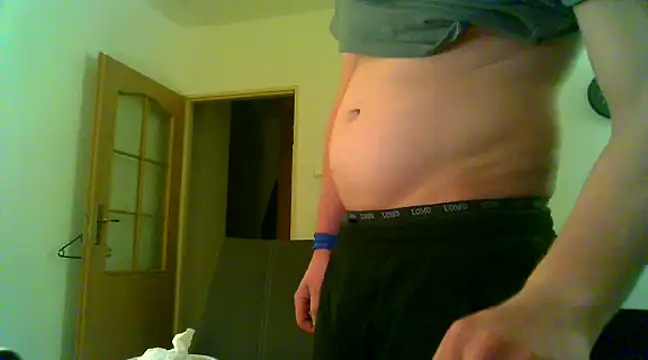 Snapshot of VickyDevilEU chatting on January 27, 12:01 am VickyDevilEU online show from January 27, 12:01 am