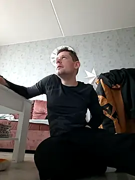 Snapshot of VickyDevilEU chatting on December 3, 9:20 am VickyDevilEU online show from December 3, 9:20 am