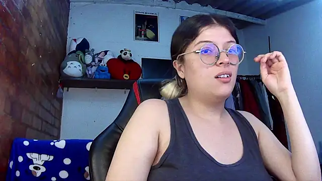 Emily  katz online show from March 18, 11:09 pm