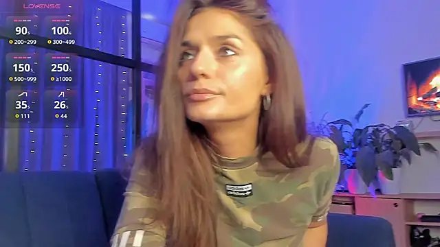 Snapshot of I___love__you chatting on November 12, 10:13 pm I love you online show from November 12, 10:13 pm