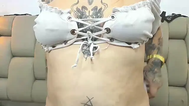 Snapshot of Braylen_Sanchez chatting on January 31, 9:24 pm Braylen Sanchez online show from January 31, 9:24 pm