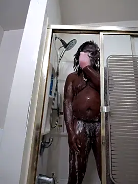 Snapshot of KingSlim56 chatting on November 17, 9:41 pm KingSlim56 online show from November 17, 9:41 pm