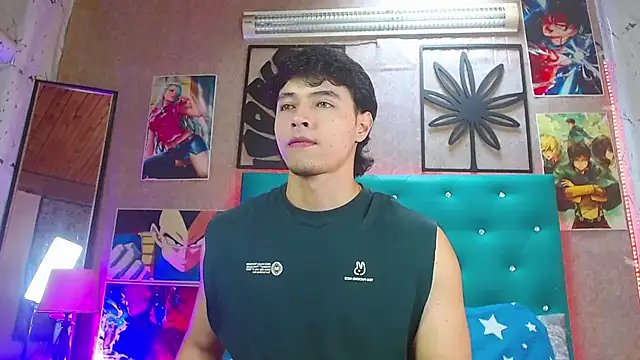 LiamAndrewzz online show from November 6, 7:07 pm