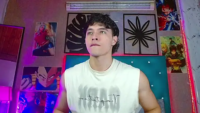 LiamAndrewzz online show from February 22, 4:26 am