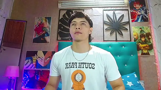 LiamAndrewzz online show from November 18, 3:37 pm