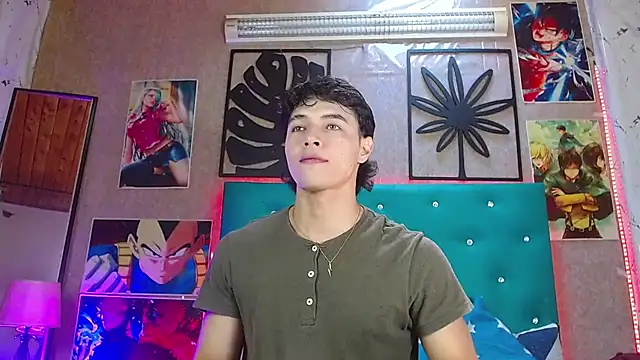 LiamAndrewzz online show from December 1, 4:52 pm