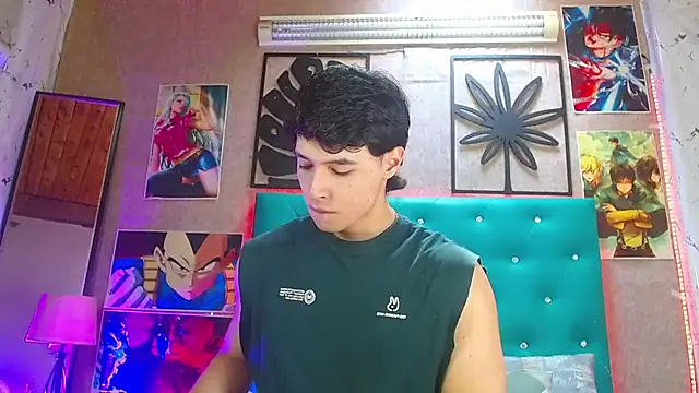 LiamAndrewzz online show from January 8, 4:57 pm