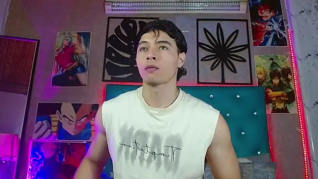 LiamAndrewzz online show from April 3, 4:30 am