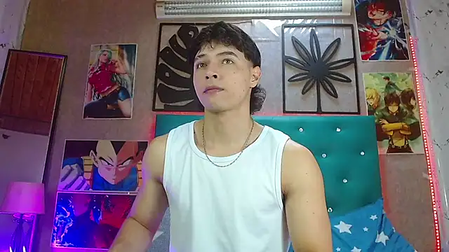 LiamAndrewzz online show from November 19, 4:51 pm