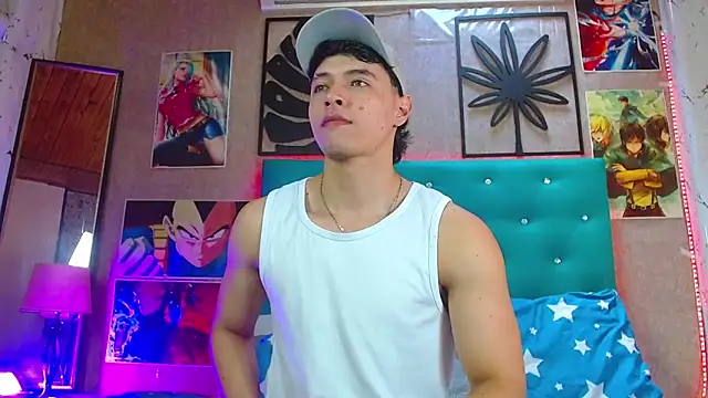 LiamAndrewzz online show from October 15, 6:27 pm