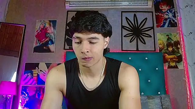 LiamAndrewzz online show from May 7, 4:28 am