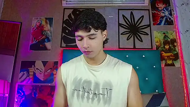 LiamAndrewzz online show from March 10, 4:27 am