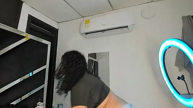 Rubyxht online show from December 20, 12:41 pm