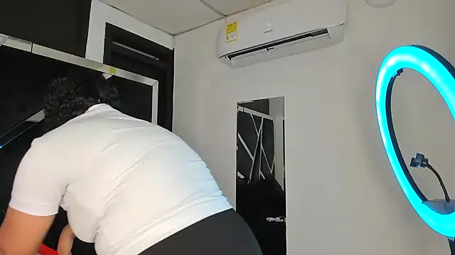 Rubyxht online show from November 14, 12:31 pm