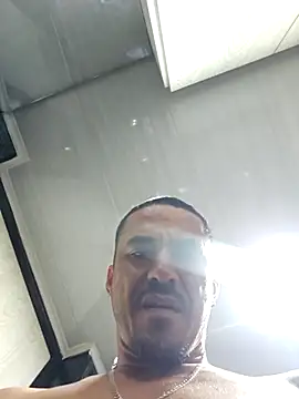 Iuver online show from February 9, 10:52 pm