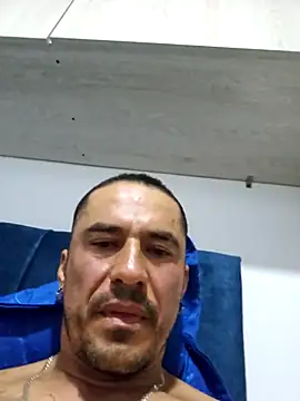 Iuver online show from December 20, 1:19 am