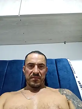 Iuver online show from April 18, 12:13 am